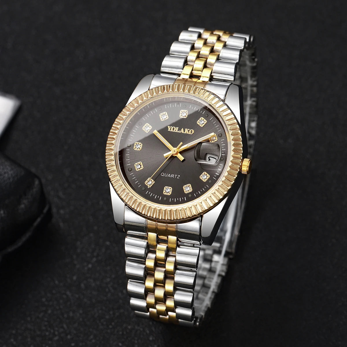 Luxury Men Business Watches Fashion Rhinestone Women Quartz Watch with Calendar Clock Gift(Without Box)
