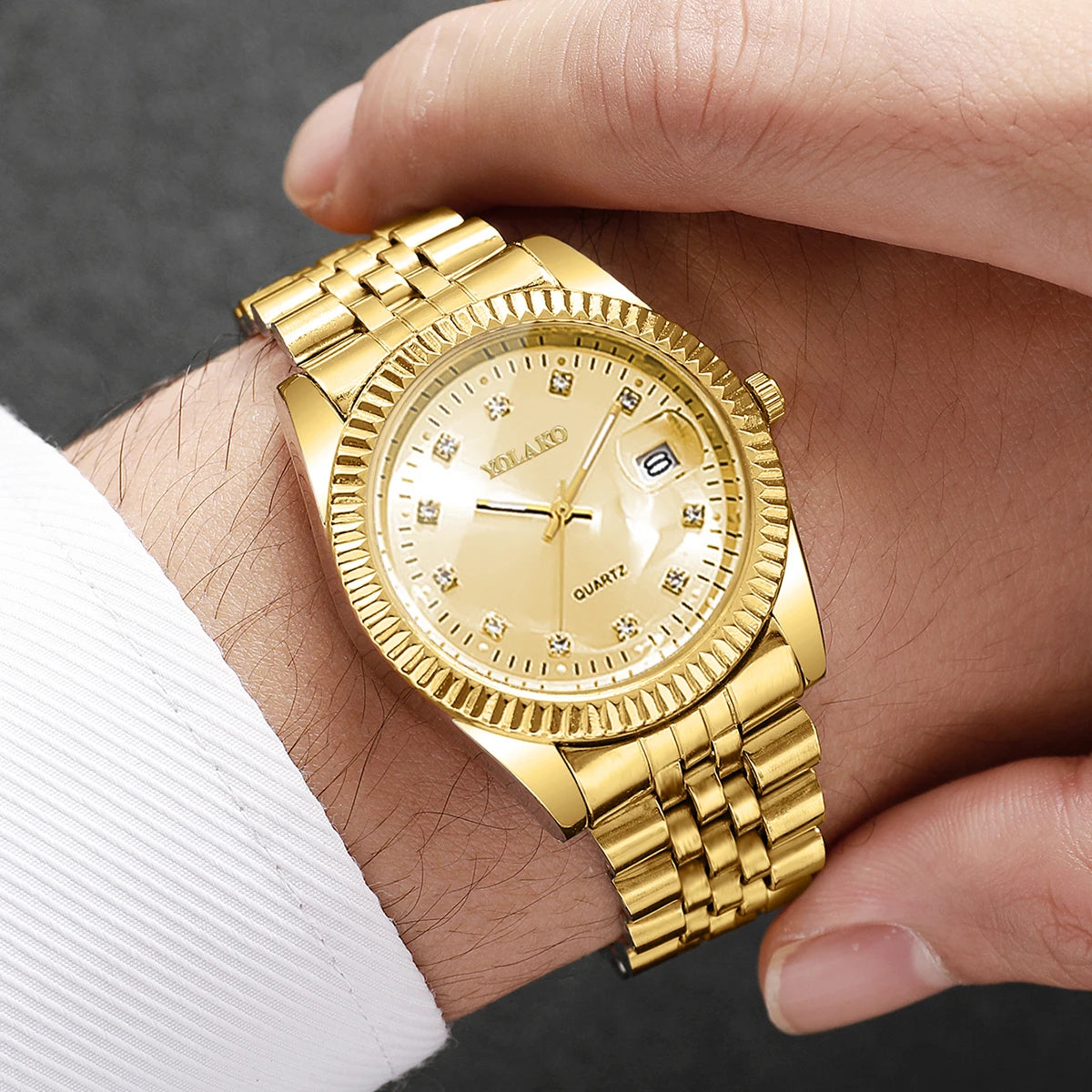 Luxury Men Business Watches Fashion Rhinestone Women Quartz Watch with Calendar Clock Gift(Without Box)