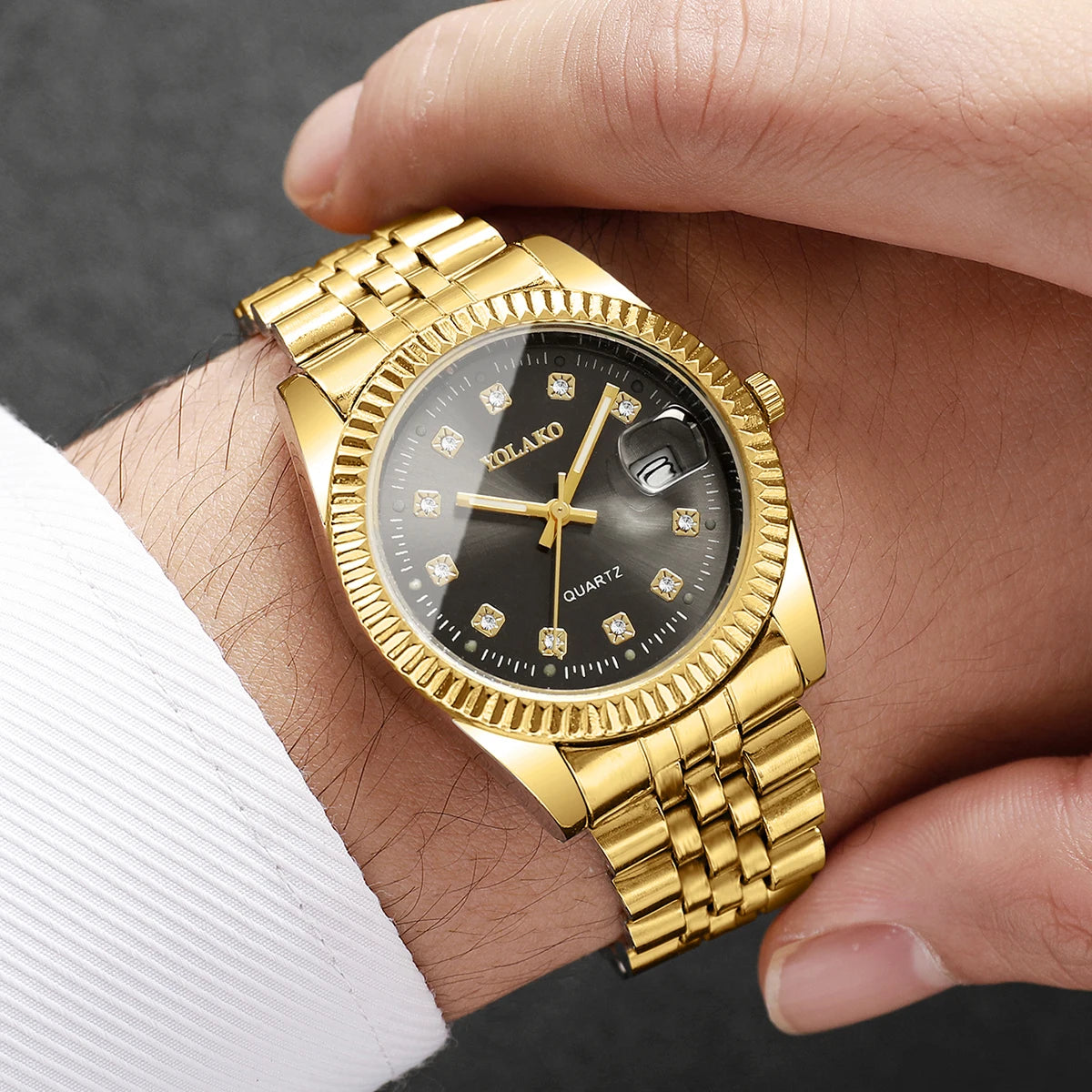 Luxury Men Business Watches Fashion Rhinestone Women Quartz Watch with Calendar Clock Gift(Without Box)